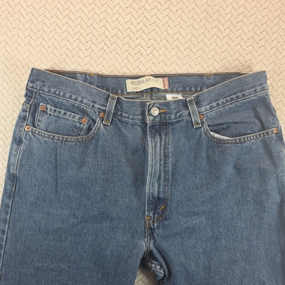 Levis 505 Regular Fit Jeans Mens 38x30 Medium Wash Blue Straight Leg Denim Y2K